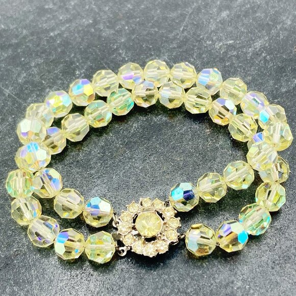 VINTAGE Yellow peridot green AB coated double-strand glass beaded bracelet - Picture 6 of 8